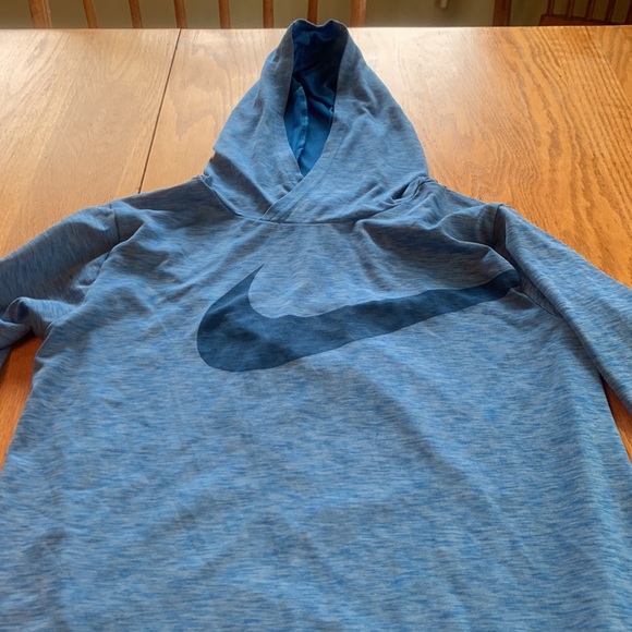 Nike long sleeve hoodie - Picture 2 of 7